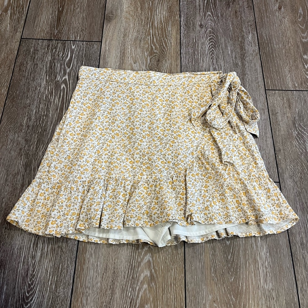 hollister skirt